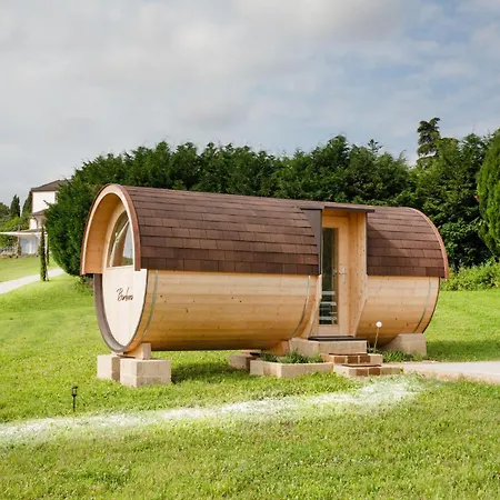 Notte Nella Botte Hotel *